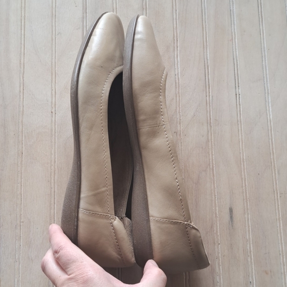 NATURALIZER FLEXY SLIP ON FLATS - Picture 10 of 11